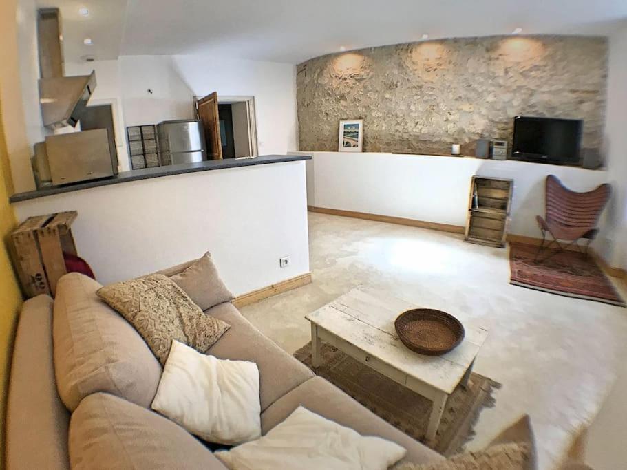 אז'ן Appartement De Charme En Coeur De Ville מראה חיצוני תמונה
