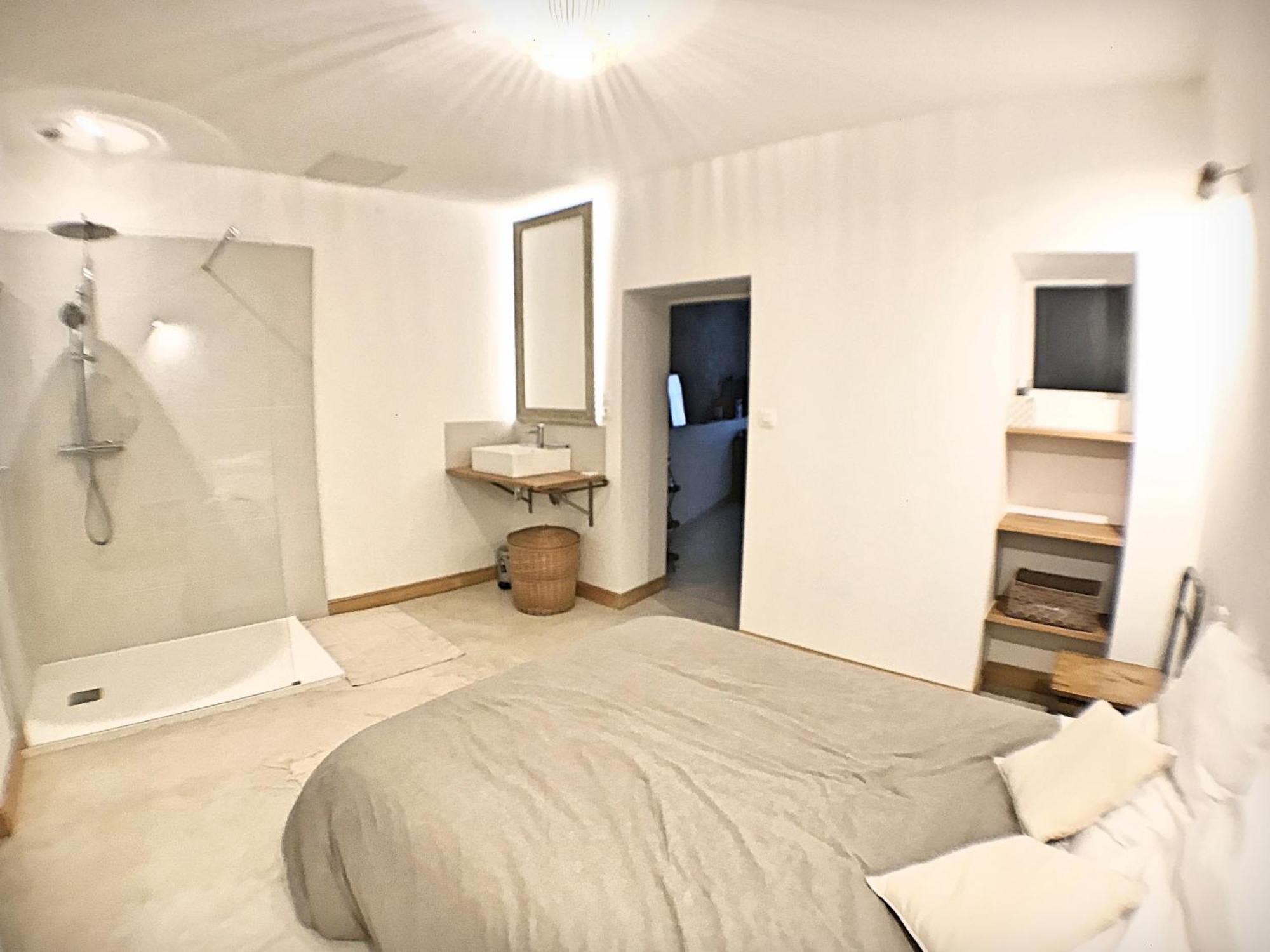 אז'ן Appartement De Charme En Coeur De Ville מראה חיצוני תמונה